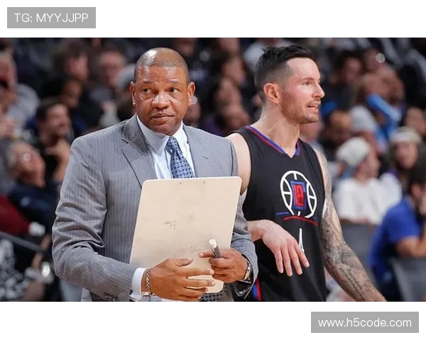 雷迪克批里弗斯总将球队当替罪羊 自身从不担责引发热议 雷迪克批里弗斯总将球队当替罪羊 自身从不担责引发热议