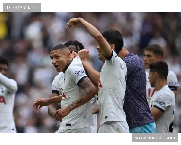 弗兰克透露里沙利松腿筋伤缺七周索兰克乌多基可战英超热刺阵容动态